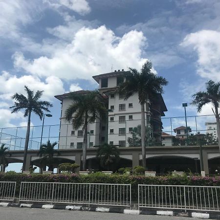 Mahkota Hotel Homestay Малакка Экстерьер фото